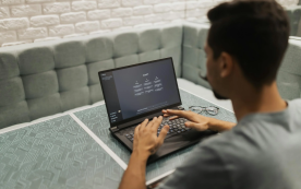 Yale Freshman Creates AI Chatbot on AI Ethics, Surpasses Expectations